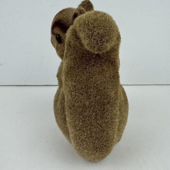 Vintage Flocked 6" Squirrel Holding Acorn Bank With Stopper Made in Hong Kong - Picture 4 of 7